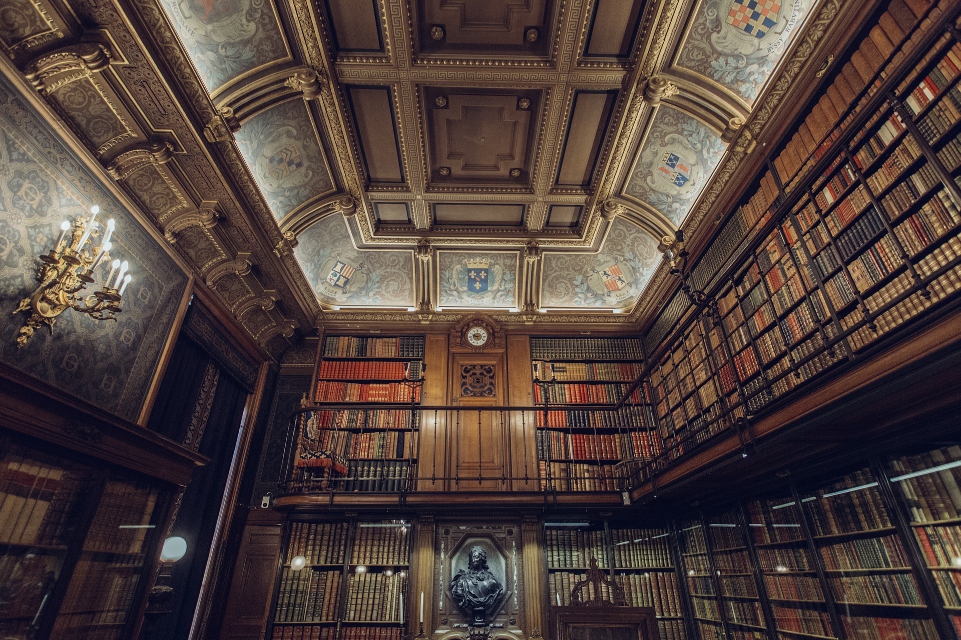 library-863148_1920.jpg